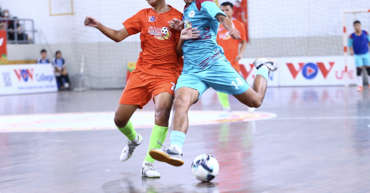 8 đội tham gia Giải futsal sinh viên khu vực miền Tây