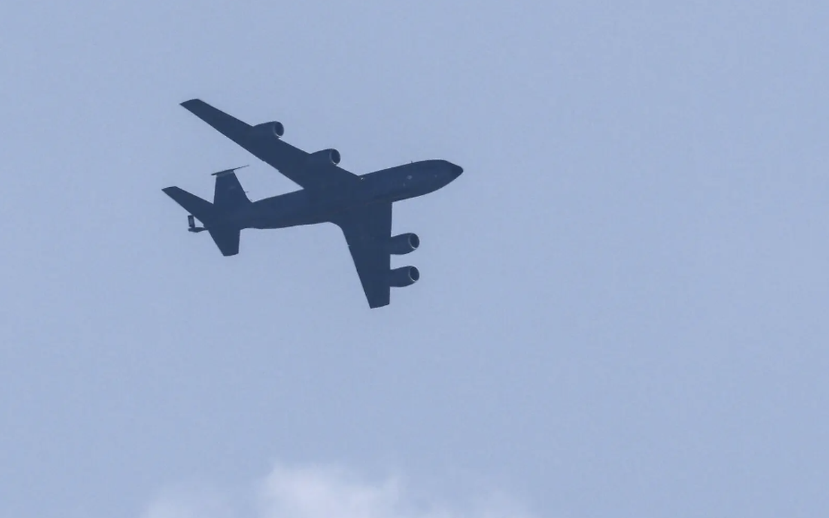 Máy bay tiếp nhiên liệu Boeing KC-135 của Mỹ bị rơi ở Iraq