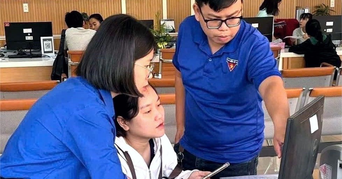 Sức trẻ tháng 3 rồi còn gì nữa?