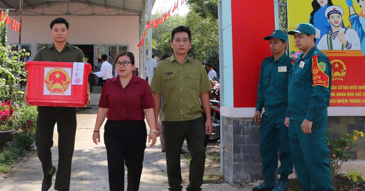 Xã phường TP.HCM 'chạy thử' quy trình bầu cử, sẵn sàng trước 'giờ G'