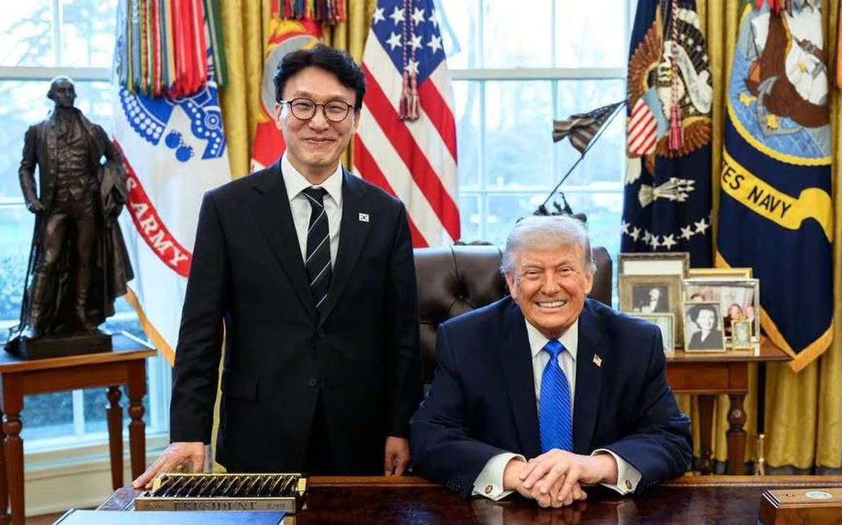 Ông Trump bất ngờ gặp Thủ tướng Hàn, hỏi chuyện đối thoại với ông Kim Jong Un