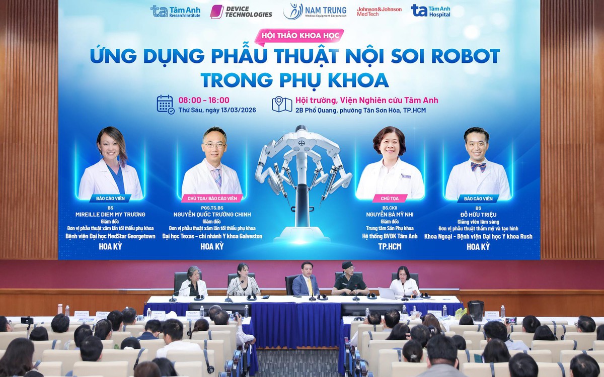 Robotic Surgery Training for Nearly 200 Doctors