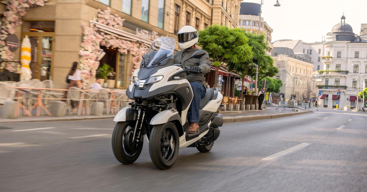 Xe máy Yamaha lần đầu trang bị túi khí, giá bán có thể lên tới gần 300 triệu