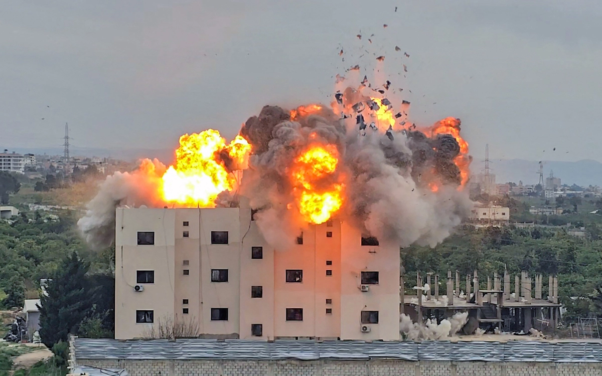 Trung Đông sáng 15-3: Ông Trump đặt nghi vấn về lãnh tụ tối cao Iran; Iran chỉ trích Ukraine