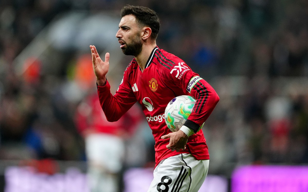 Bruno rực sáng, Man United đánh bại Aston Villa