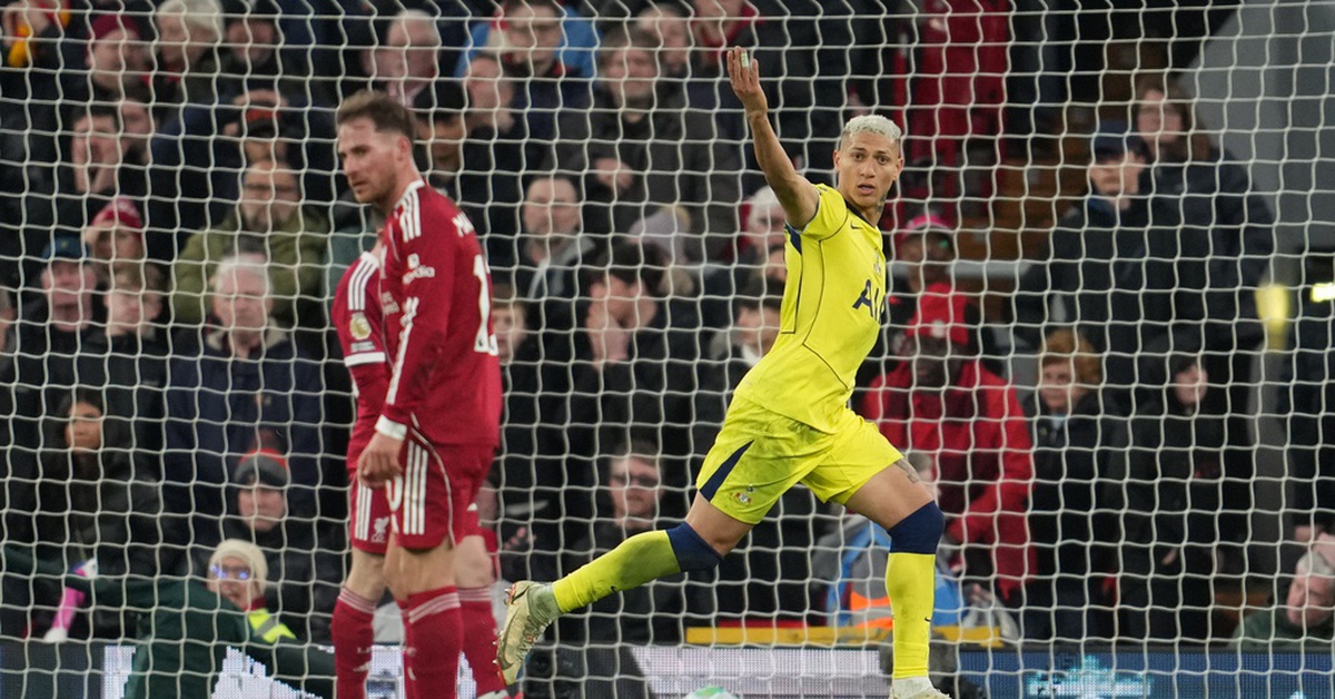 Tottenham thoát mạch toàn thua nhờ… hòa Liverpool