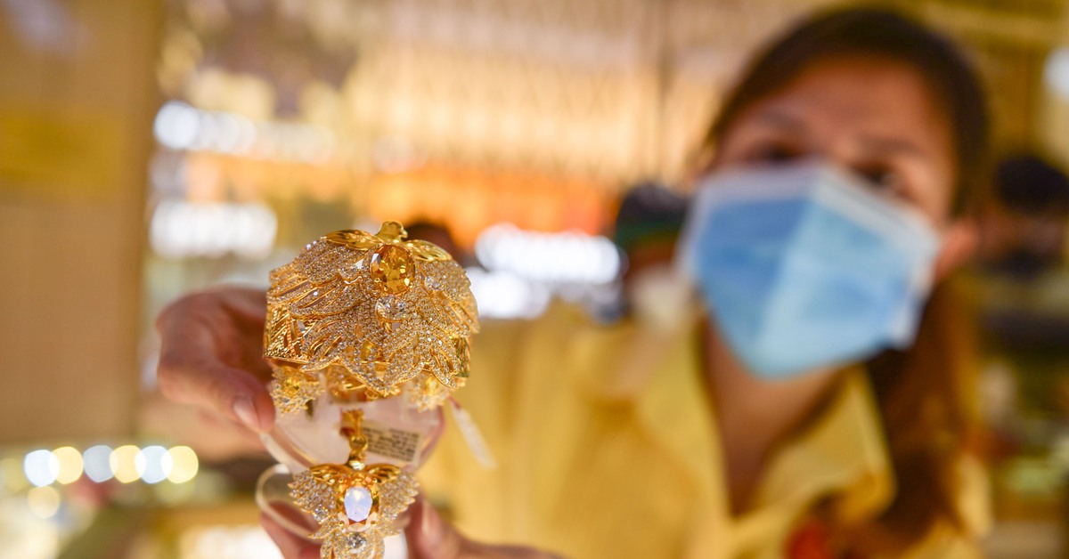 Giá vàng đã giảm mạnh so với đỉnh, giới chuyên gia nhận định gì?