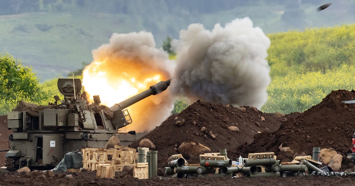 Mỹ tấn công các nhà máy sản xuất drone của Iran; Cháy gần sân bay Dubai