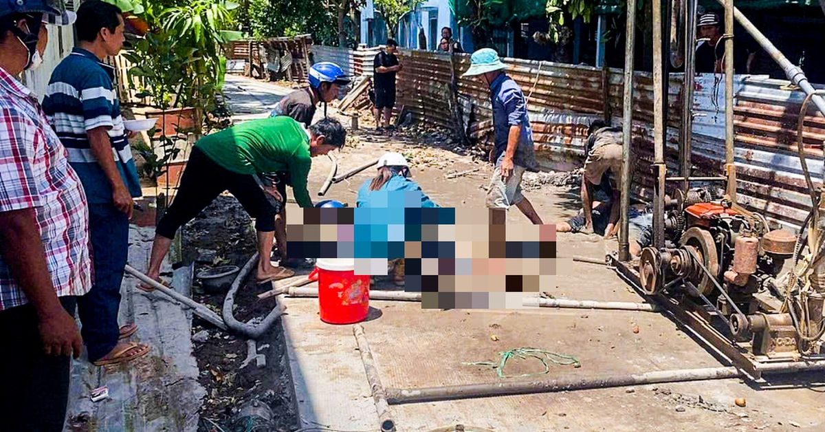 2 người bị điện giật chết khi di dời giàn khoan