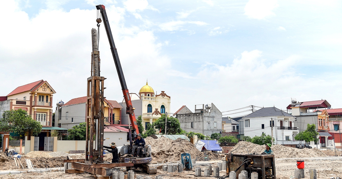 Nhà thầu xây dựng tìm cách thích nghi giá xăng dầu