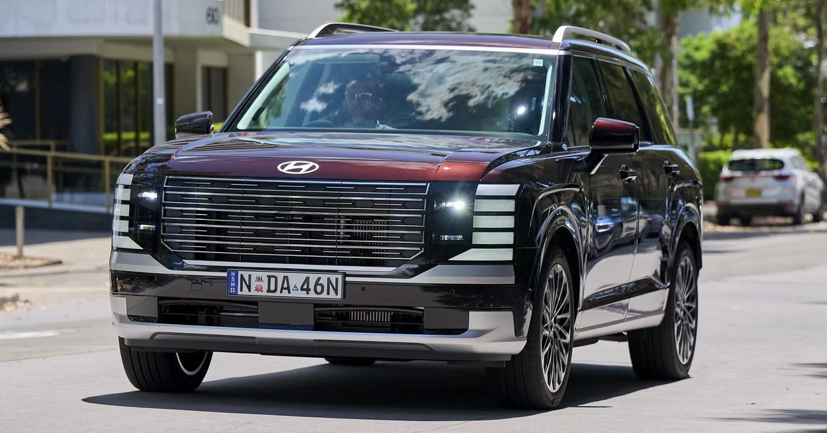 Hyundai Palisade 2026 tạm dừng bán vì lỗi gập ghế dễ gây tử vong cho trẻ nhỏ, chưa thấy tên Việt Nam
