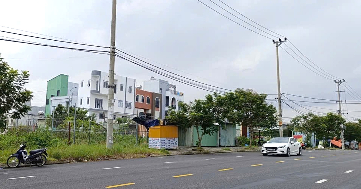 'Ách' sổ đỏ trên 'đất vàng' gần 15 năm