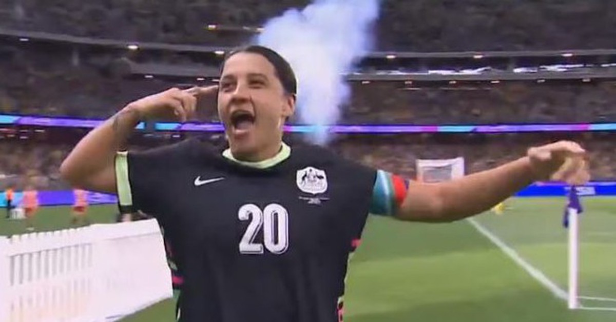 Đánh bại nhà vô địch Trung Quốc, Úc vào chung kết Asian Cup 2026