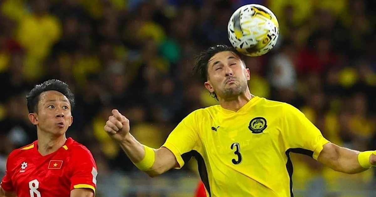 CĐV Malaysia xấu hổ, dư luận Đông Nam Á hả hê trước án phạt của FAM