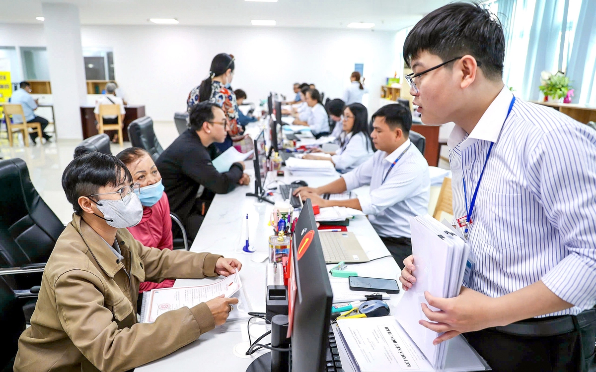 Thu hút nhân tài làm công chức