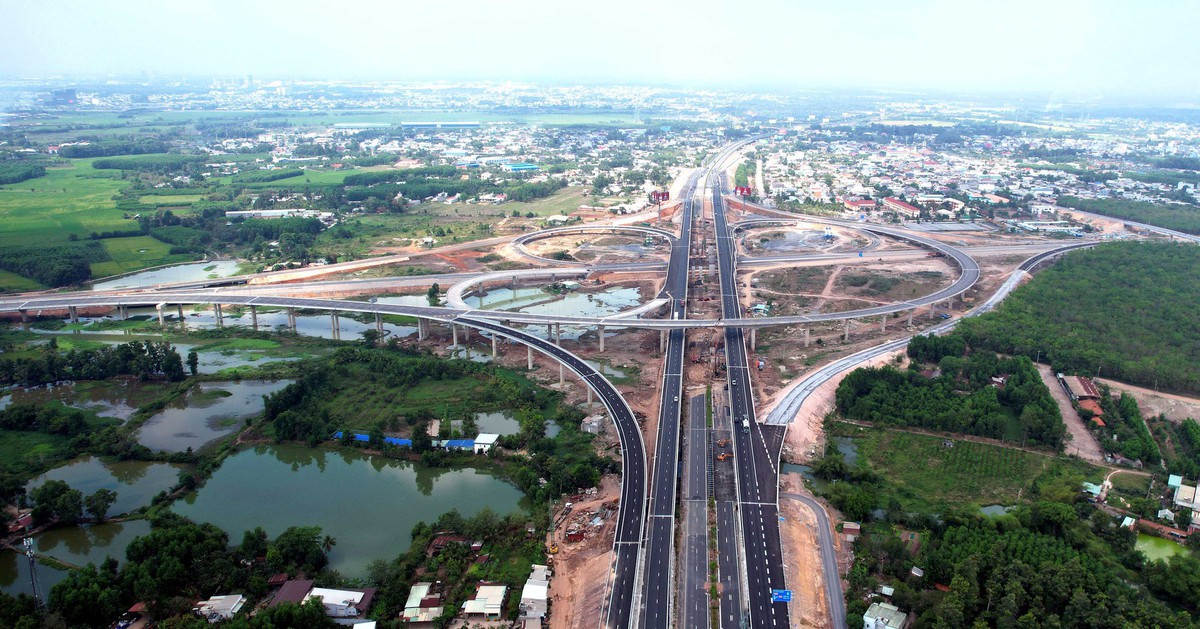 TP.HCM đề nghị thông xe cao tốc Biên Hòa - Vũng Tàu vào ngày 30-3