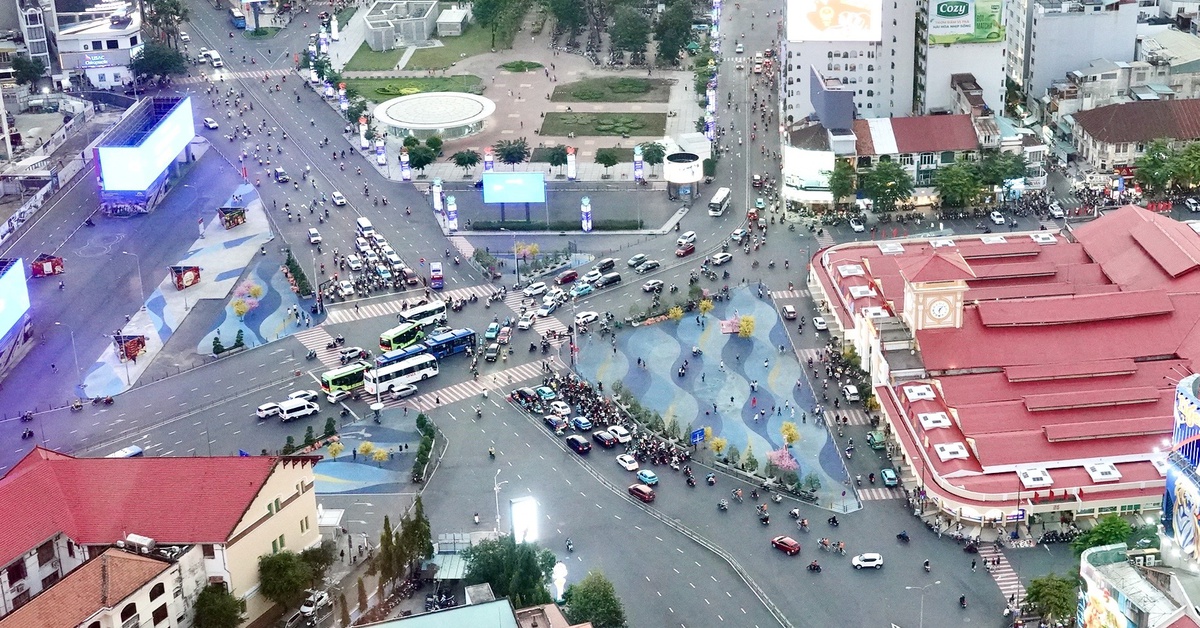 Giải bài toán ùn tắc tại các vòng xoay