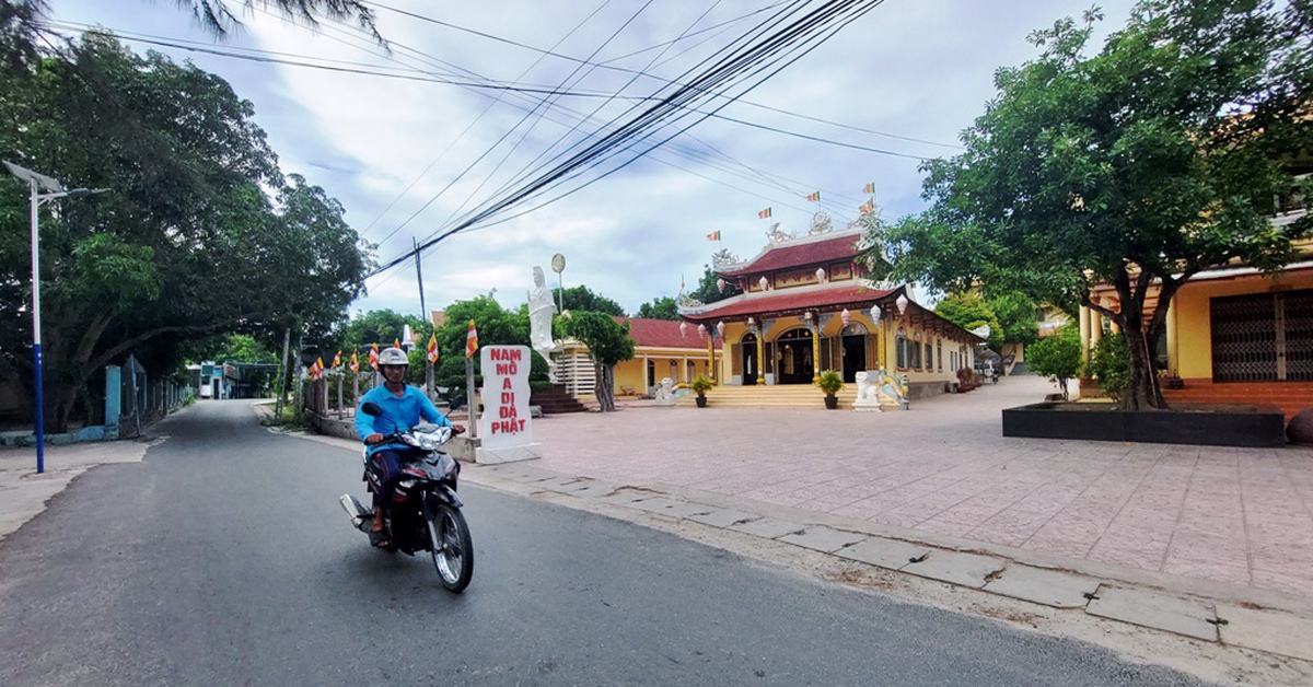 Xã Cam Lâm ở Khánh Hòa nhận lại hồ sơ chuyển mục đích sử dụng đất cho dân
