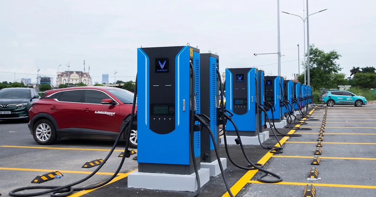 V-Green đầu tư 10.000 tỷ đồng xây 99 siêu trạm sạc, sử dụng điện gió và điện mặt trời