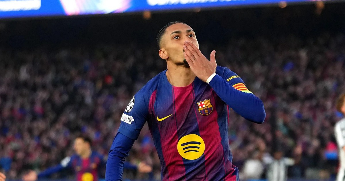 Barca và Liverpool bùng nổ ở lượt về vòng 16 đội Champions League