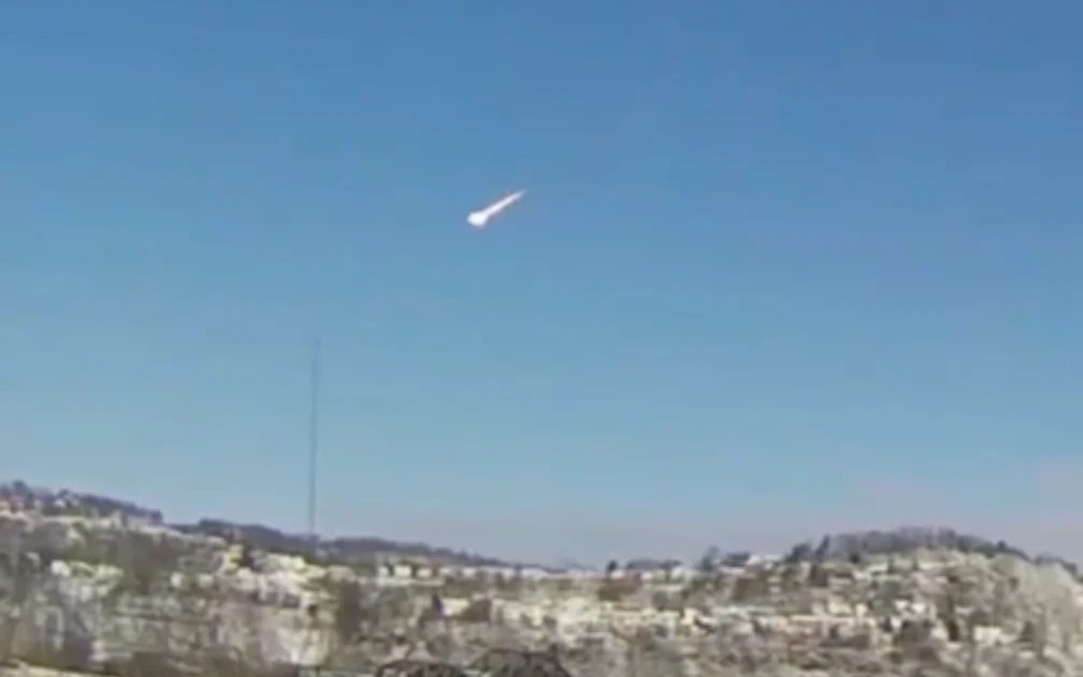 Thiên thạch 7 tấn phát nổ giữa ban ngày, gây chấn động nhiều bang ở Mỹ