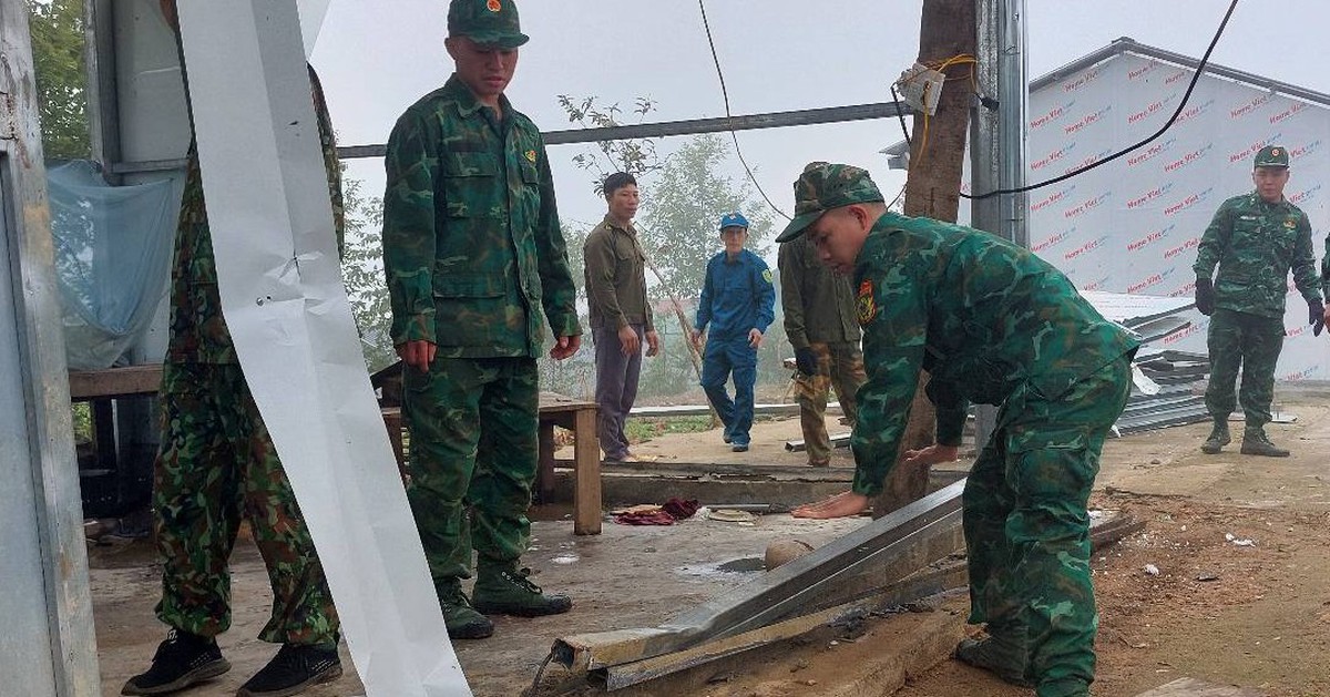 Mưa đá kèm dông lốc kéo dài 30 phút ở Lai Châu