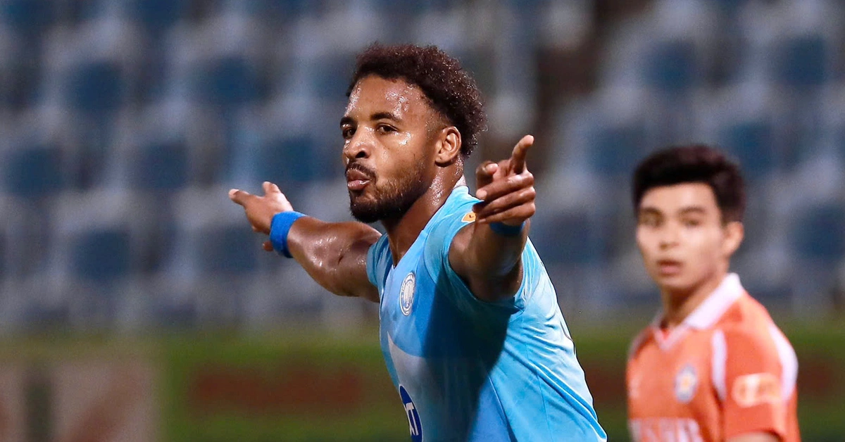 Xuân Son 'nổ súng' trước ngày tuyển Việt Nam gặp Bangladesh