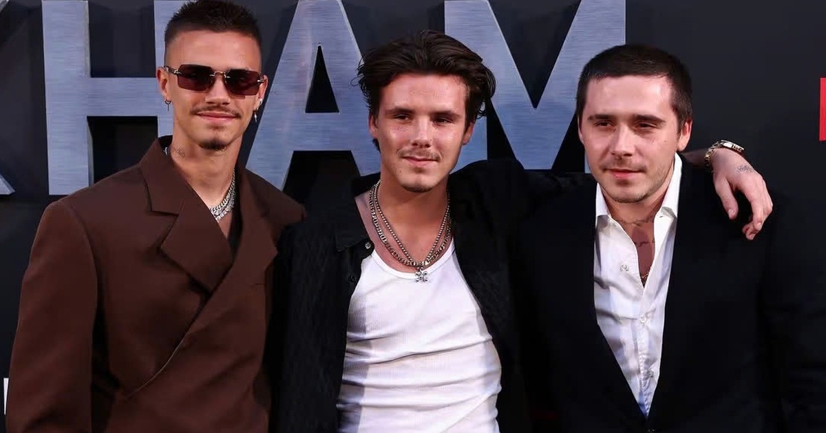 Cruz Beckham bóng gió anh trai Brooklyn 'làm tan nát trái tim mẹ'?