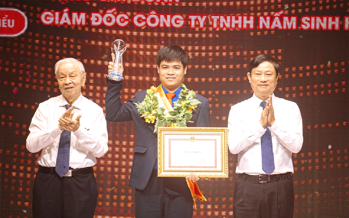 Khởi nghiệp làm nông trại công nghệ cao