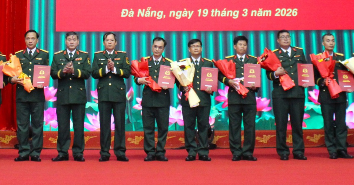 Quân khu 5 điều động 30 cán bộ đầu tiên về Trường Thiếu sinh quân Miền Trung