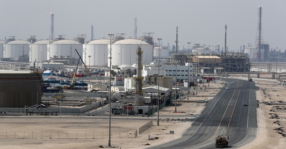 Dầu vượt 111 USD/thùng sau khi Iran tấn công cơ sở LNG lớn nhất thế giới