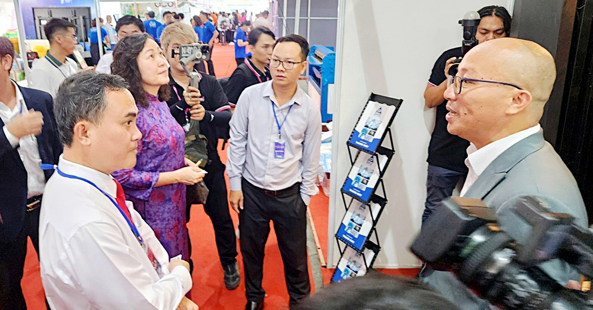 Học viện đồ nướng, tôm hùm, mì cháy: Trung Quốc 'nâng cấp' nghề phổ thông thành nghề danh giá