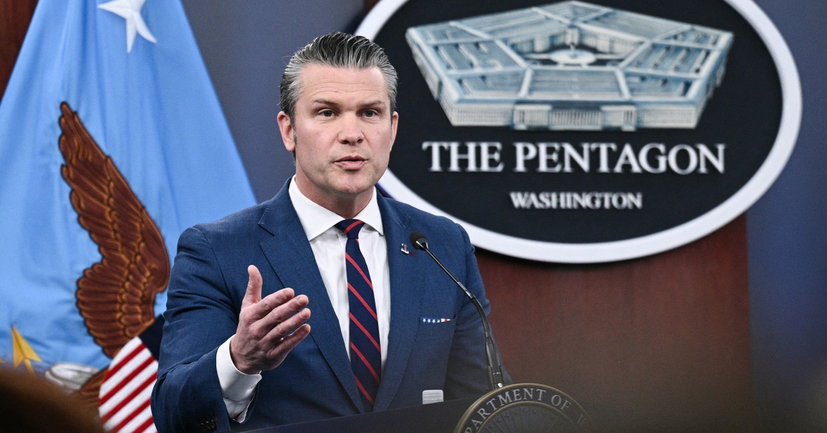 Bộ trưởng Chiến tranh Mỹ họp báo về cuộc tấn công Iran: Mỹ không tấn công Iran để thay đổi chế độ