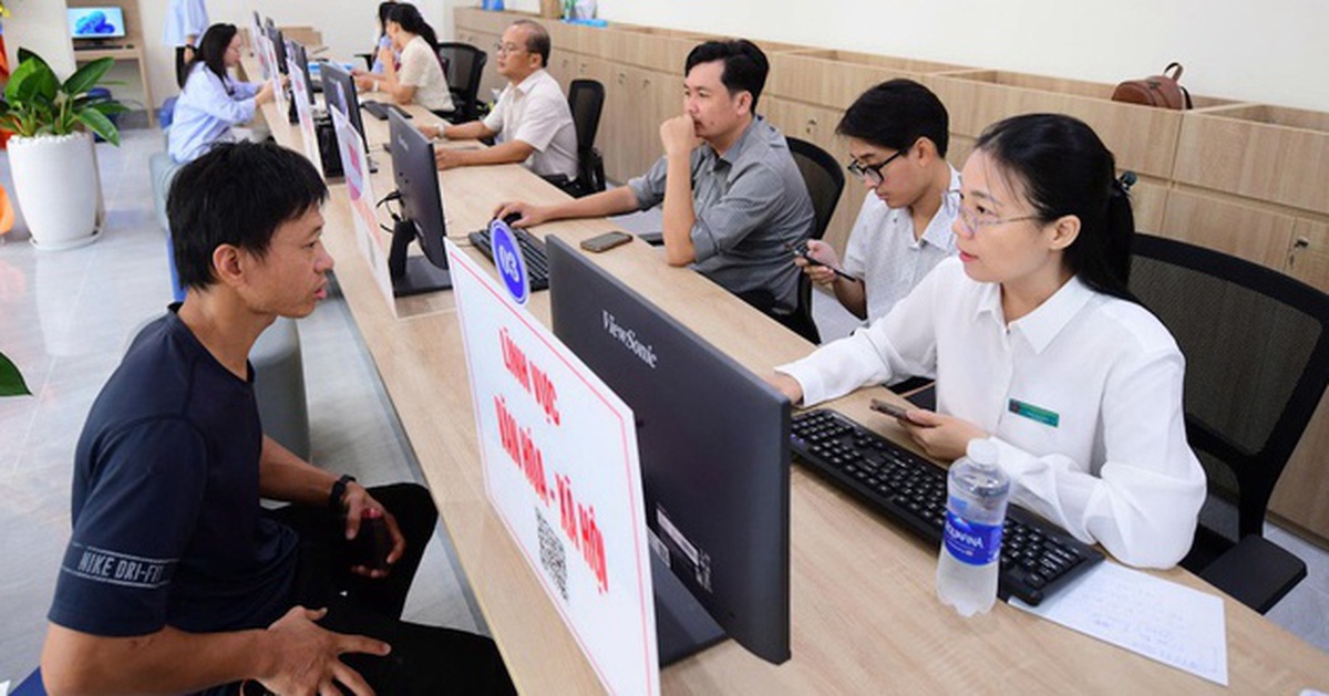 Tin tức sáng 3-3: Tiếp tục sắp xếp bộ máy, tinh giản biên chế trong tháng 3