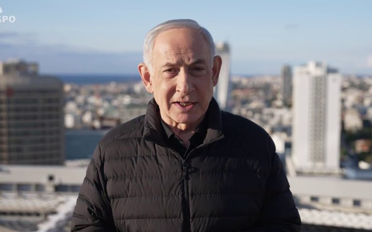 NÓNG: Iran tuyên bố bắn tên lửa trúng văn phòng thủ tướng Israel