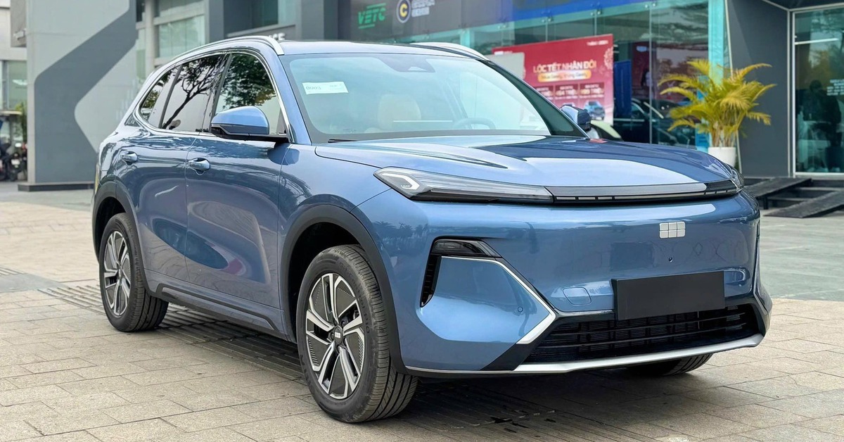 Geely EX5 hybrid sắp ra mắt Việt Nam: Có thể chạy thuần điện 200km, ăn xăng chỉ ngang xe máy