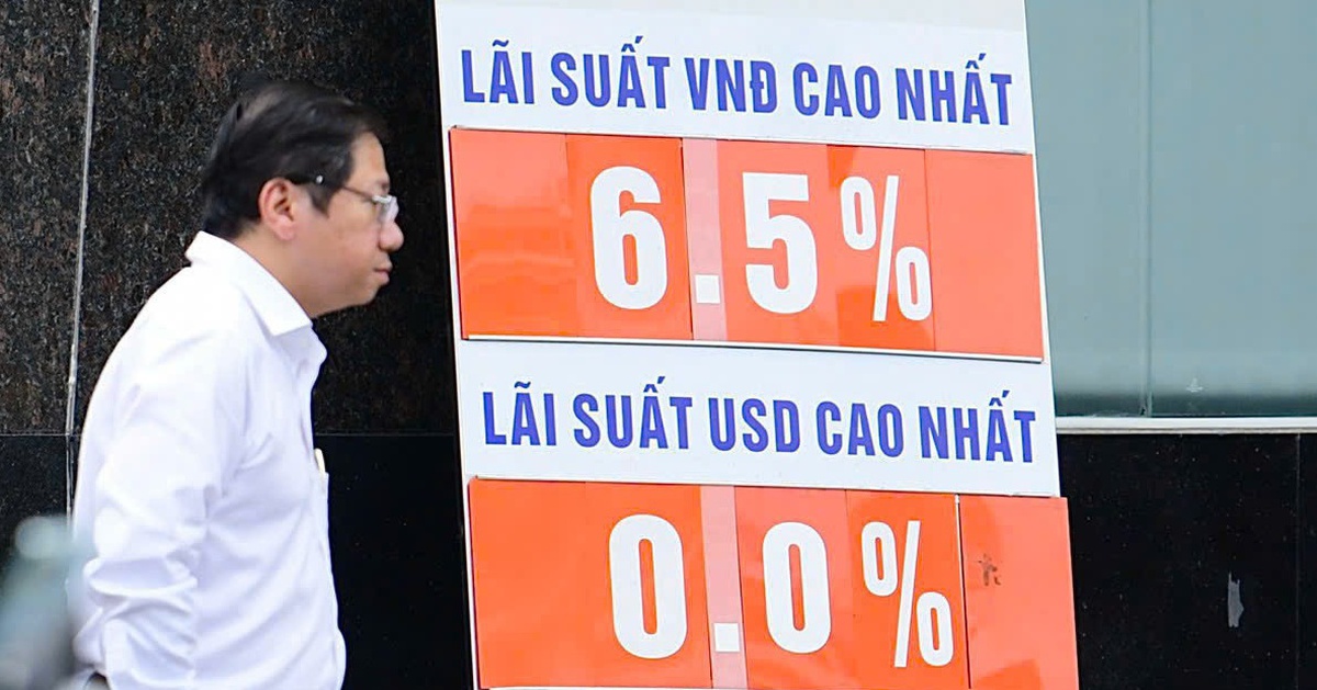 Lãi suất liên ngân hàng về 3% sau khi vọt lên gần 20%: Vui thôi, đừng vui quá