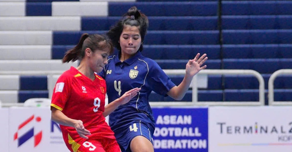 Tuyển futsal nữ Việt Nam - Indonesia (hết hiệp 1) 0-0: Thủ môn Việt Nam xuất sắc cứu thua