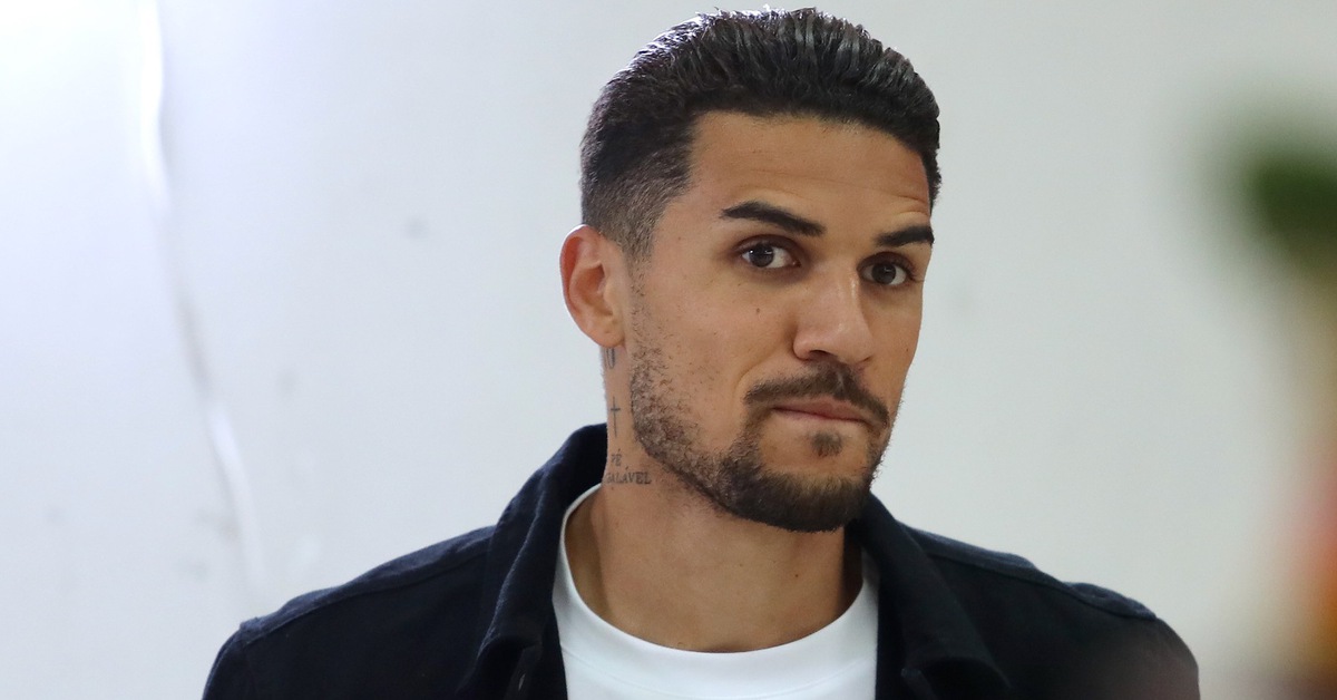 Tuyển Việt Nam chia 3 nhóm hội quân từ ngày 21-3