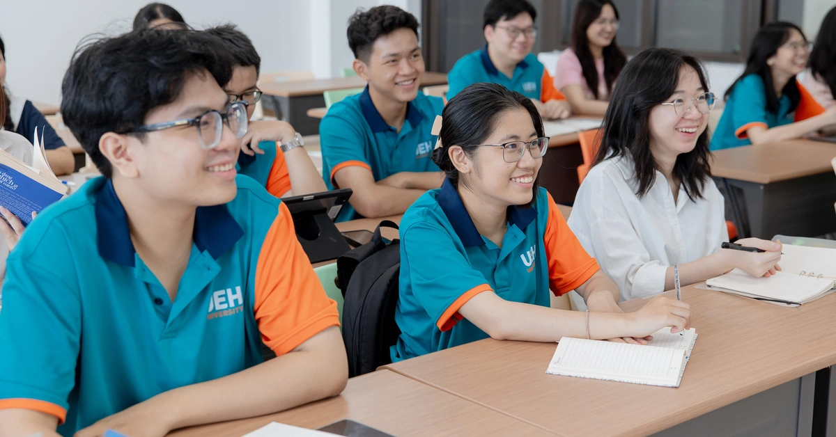 Đại học Kinh tế TP.HCM mở rộng học bổng, tăng cơ hội xuất ngoại cho sinh viên