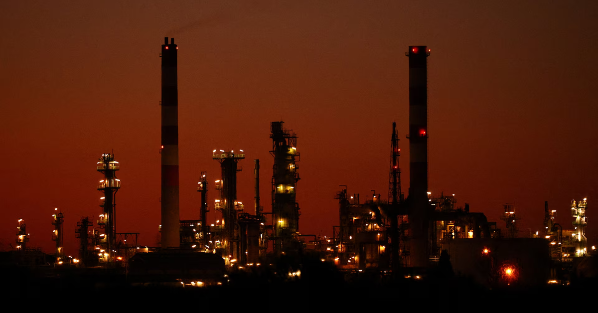 Nhìn lại những cuộc khủng hoảng năng lượng từng làm chao đảo thế giới