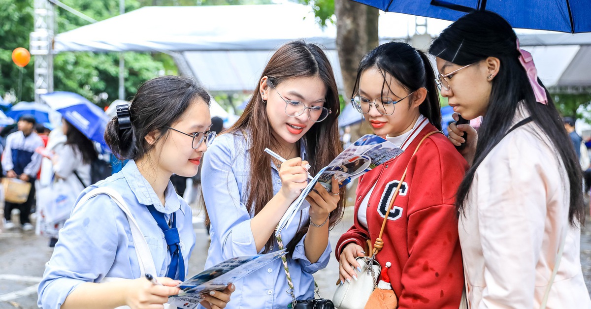 Đại học Quốc gia Hà Nội giảm điểm quy đổi IELTS, tăng mức chênh lệch