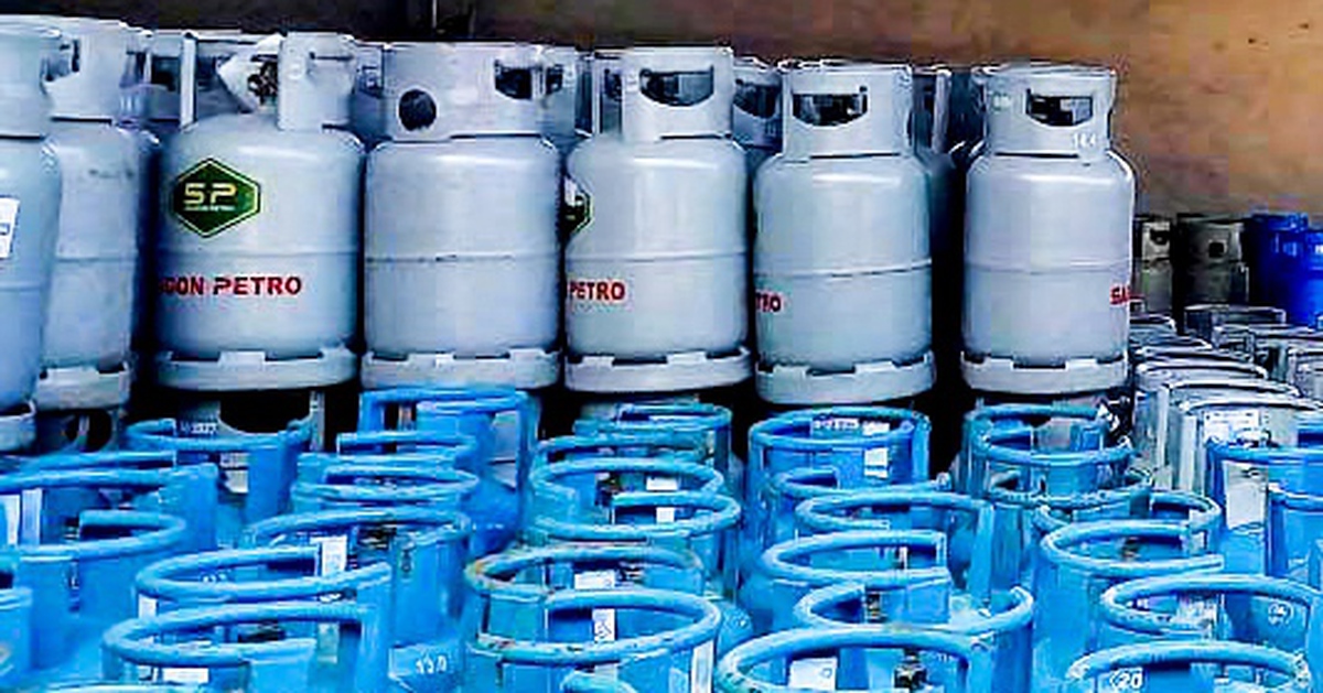 Giá gas tăng 120.000 đồng trong 15 ngày, giá bán lẻ gần 550.000 đồng/bình