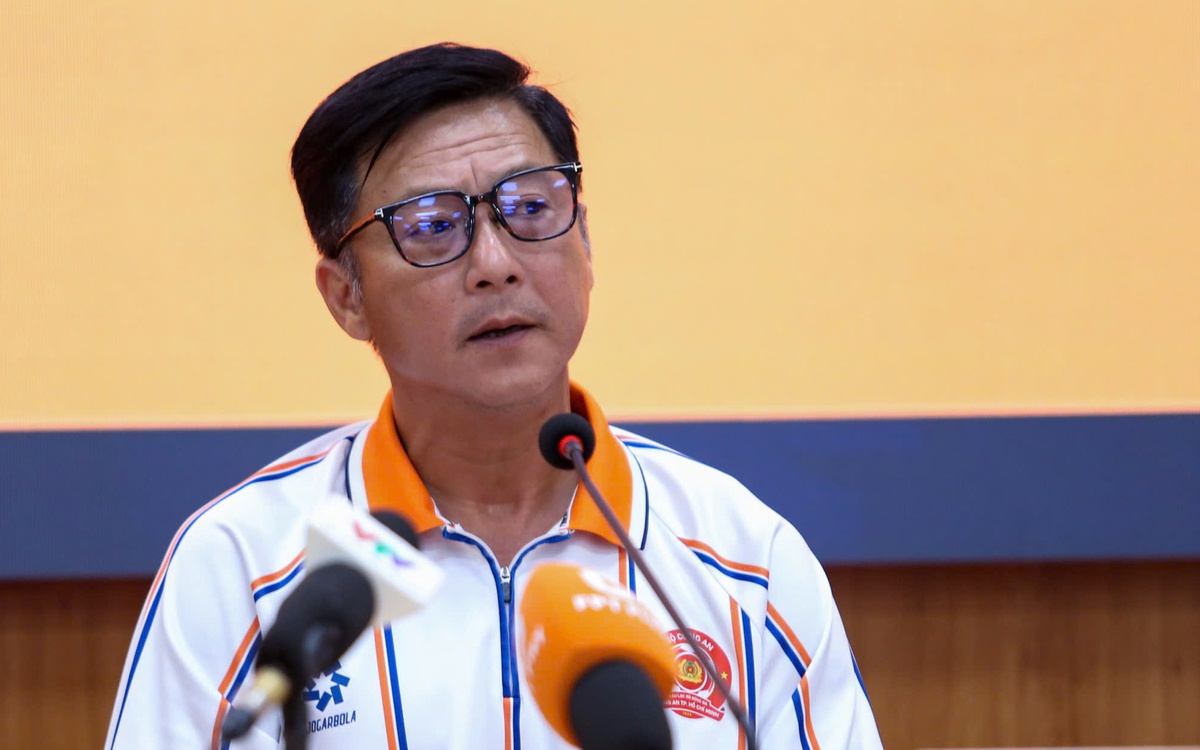 HLV Huỳnh Đức: 'Khoa Ngô xứng đáng được Tiến Linh nhường phạt đền'