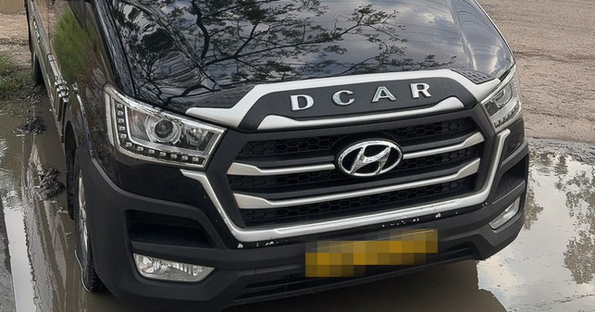 Xe bị tước phù hiệu vẫn chở khách, chủ xe và tài xế bị phạt 67,5 triệu đồng