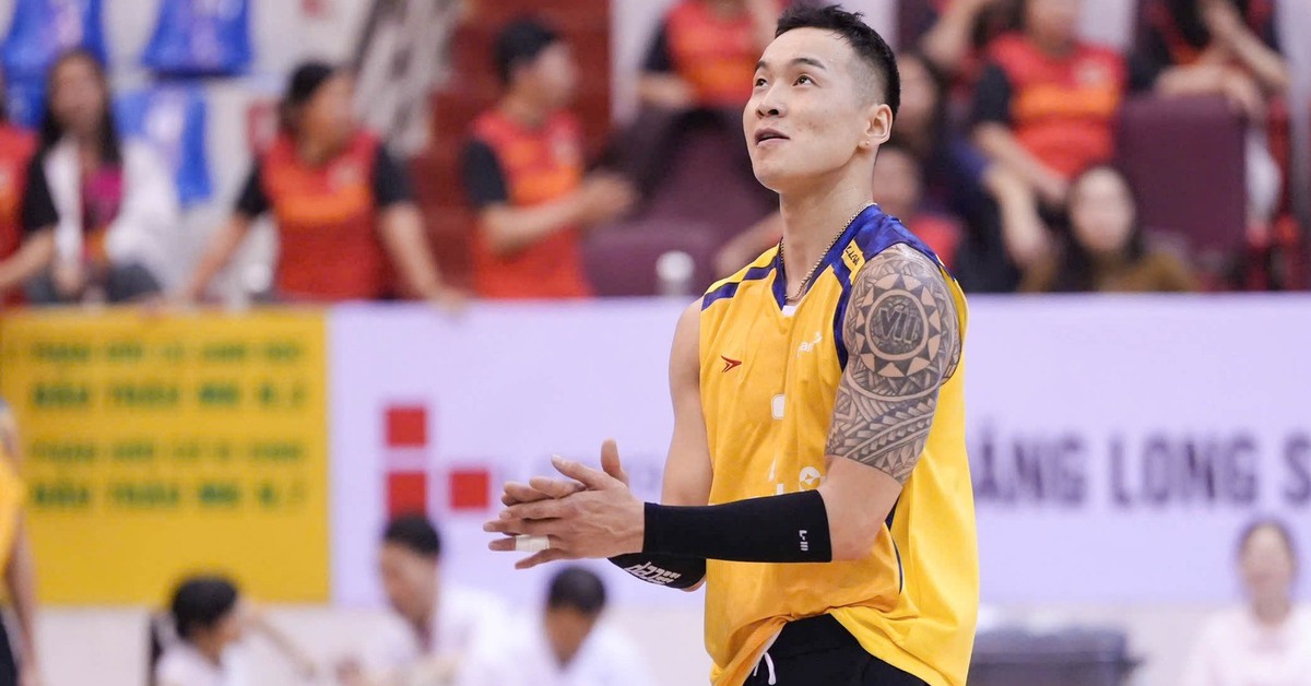 Ngoại binh Mông Cổ cao hơn 1,9m gây sốt ở Giải bóng chuyền Cúp Hoa Lư