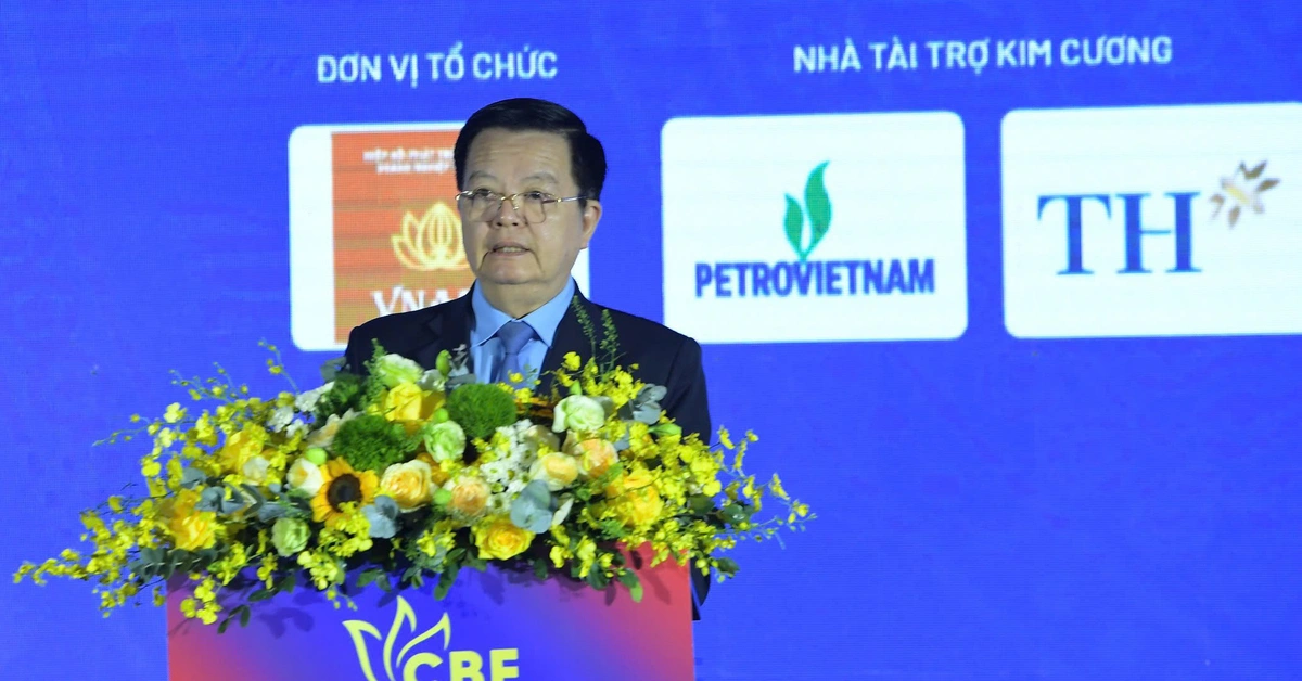 Phó thủ tướng Mai Văn Chính: Doanh nghiệp muốn đi xa phải đi cùng văn hóa