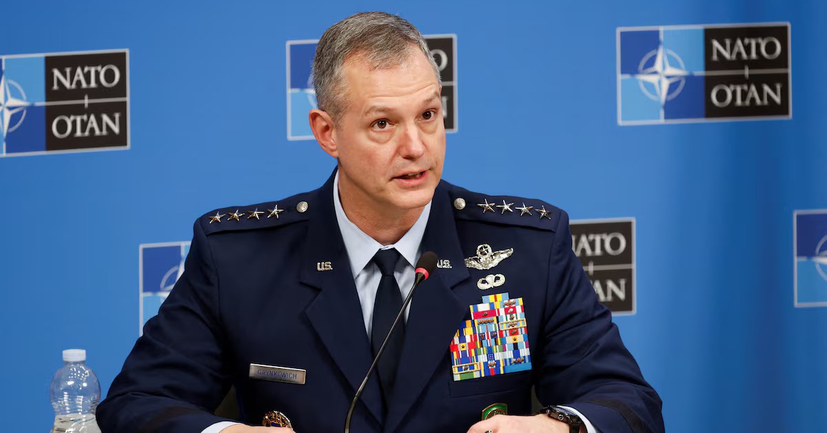 NATO rút toàn bộ cố vấn khỏi Iraq, né nguy cơ xung đột lan rộng từ Iran