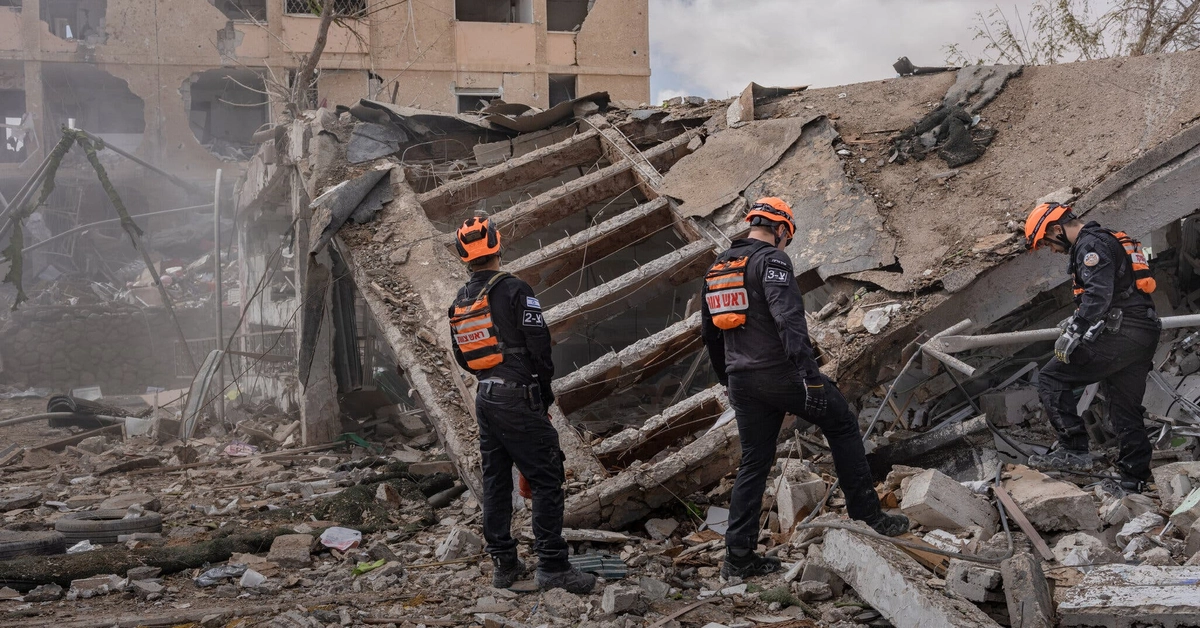 Tasnim: Iran chỉ phóng 1-2 tên lửa/đợt tấn công nhưng Israel vẫn không hạ được