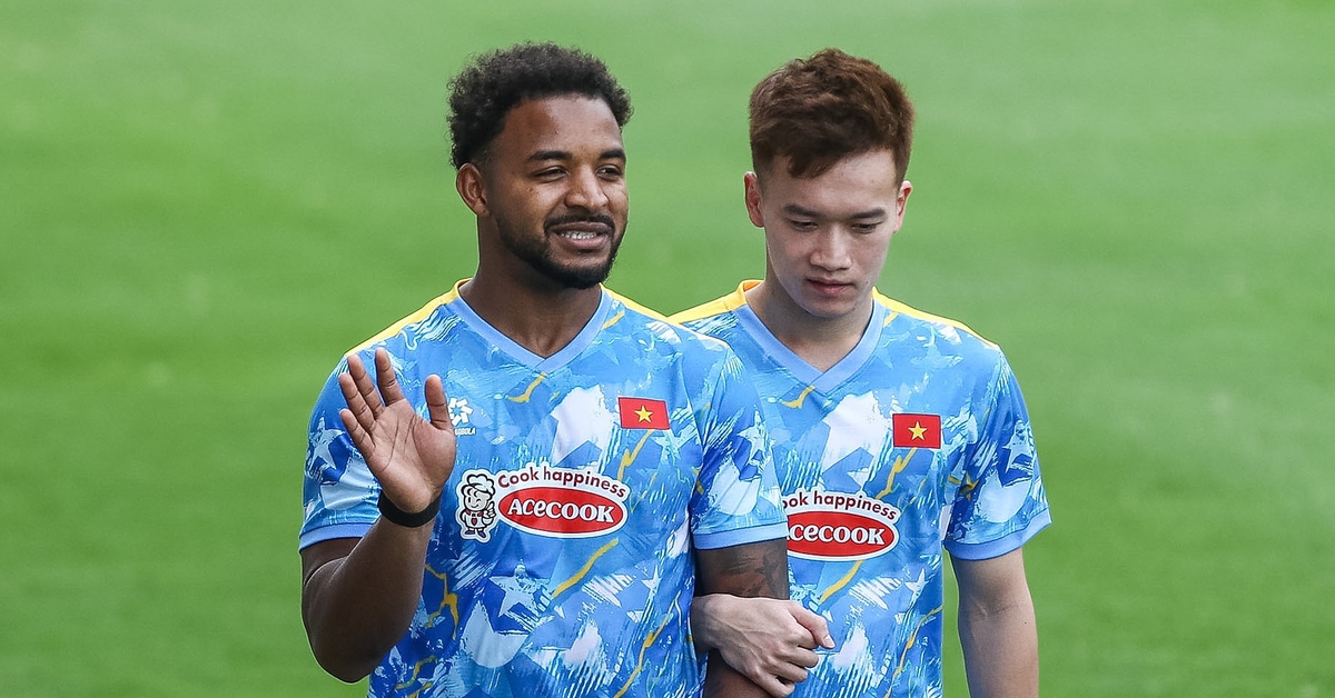 Xuân Son chưa thể tập cùng tuyển Việt Nam